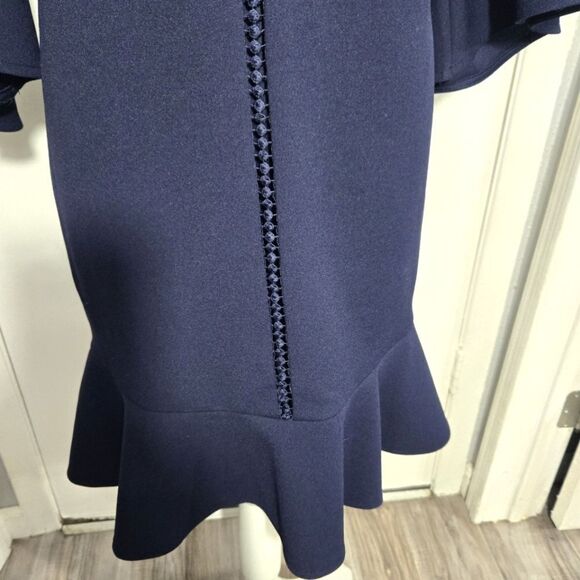 Dress Barn Roz & Ali Crepe Ruffled Bell Sleeve Dress sz 4 Navy Career/Work - Picture 7 of 11